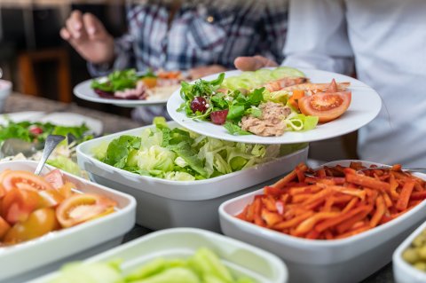 Intervalo ideal entre refeições pode variar, diz nutricionista