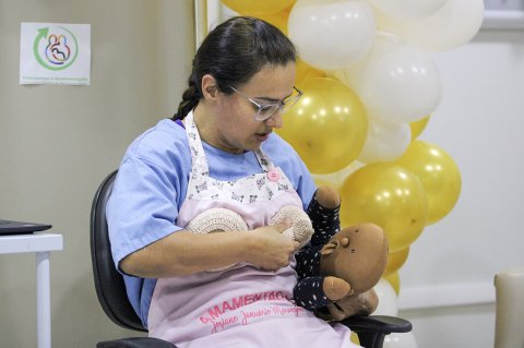 Amamentação vai além da nutrição e melhora também a imunidade do bebê