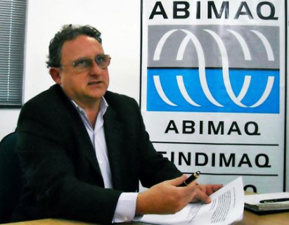 Abimaq estima queda no faturamento da indústria de máquinas este ano